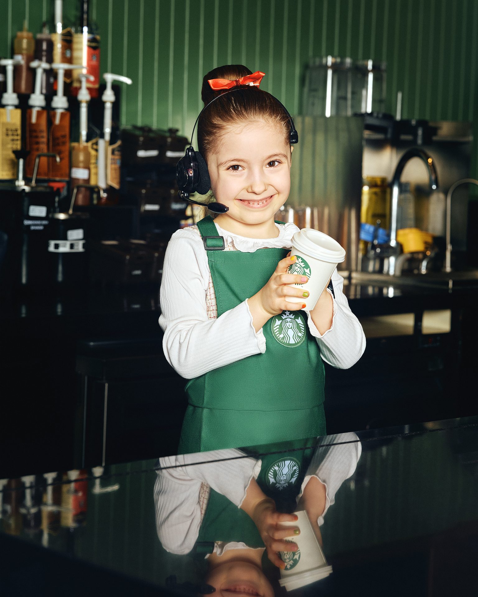 Deniz Karataş fotoğraf çalışması — starbucks 1504250074 copy