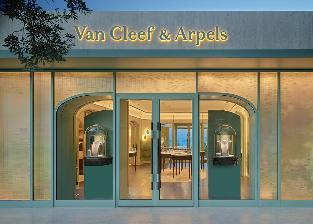 Sedat Yamak — Mimari Fotoğraf — Bodruml Mağaza Modern Architecture Photography Vancleefandarpels Dış Cephe 1.